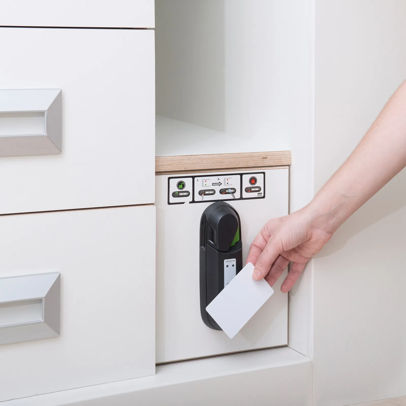 Electronic locker lock SMARTair