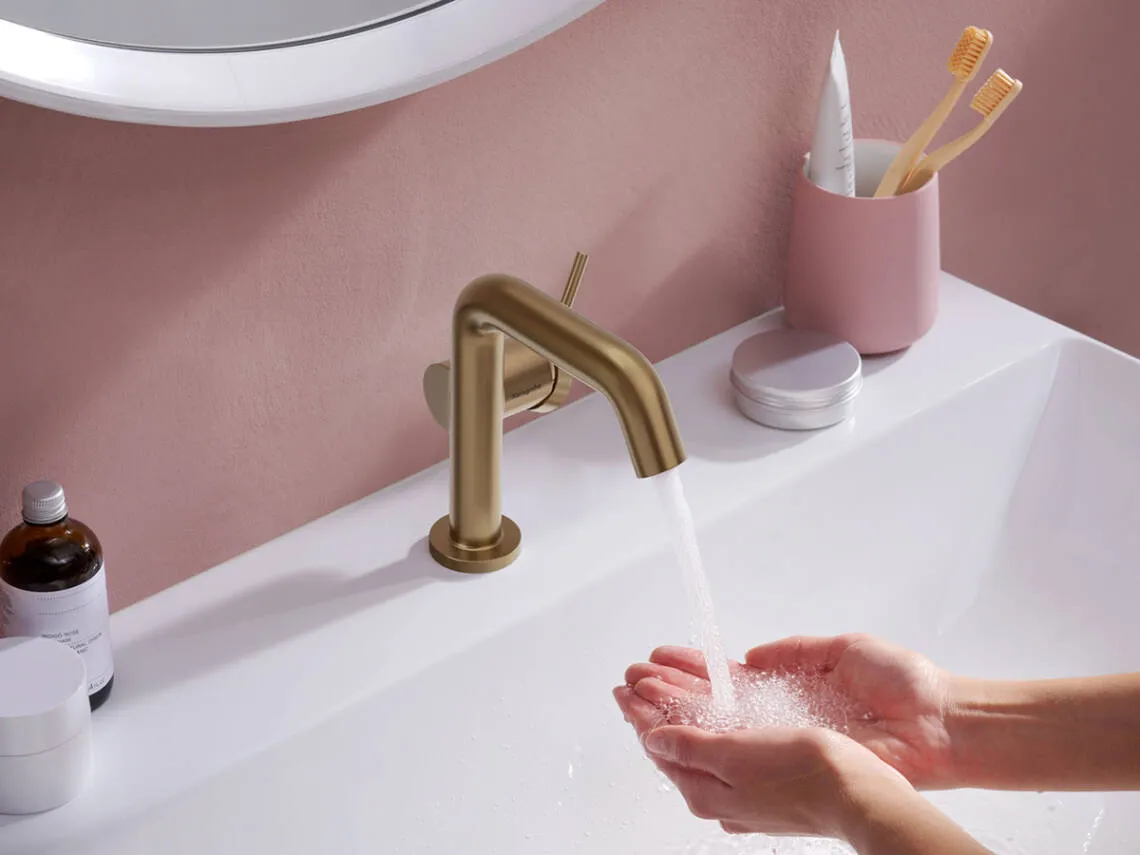 Tecturis S Bir dastali lavabo aralashtirgichi 110, gigiyenik dush va dush shlangi 160 sm bilan