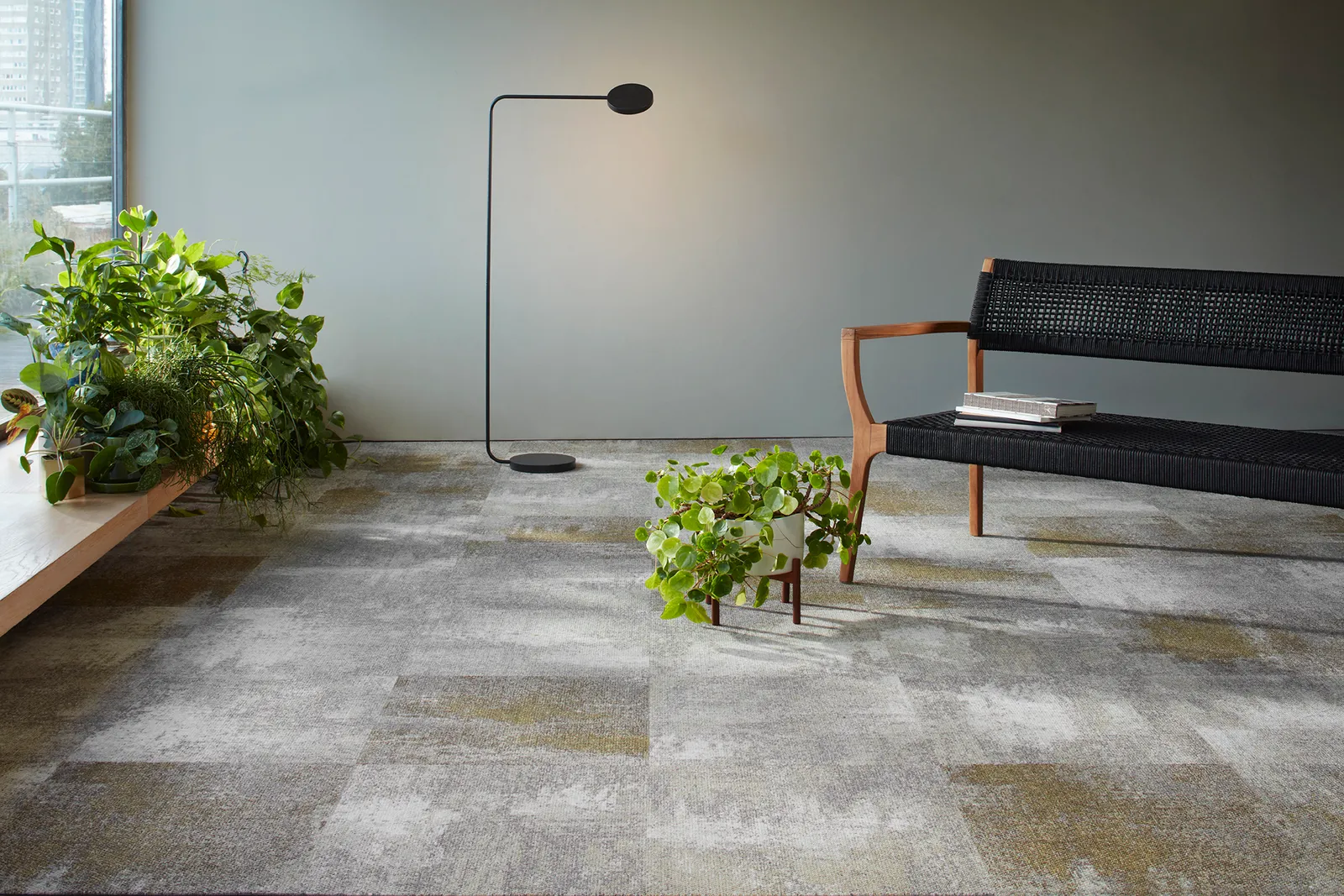 Ковровая плитка Comfortable Concrete Retold — Urban Scene