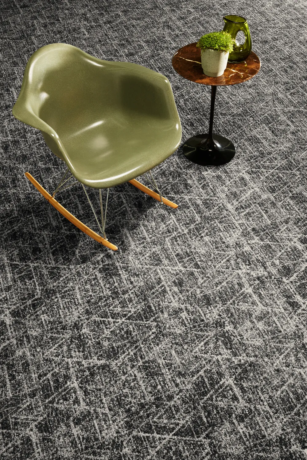 Modern Movement — Crossing Lines Dark carpet tile