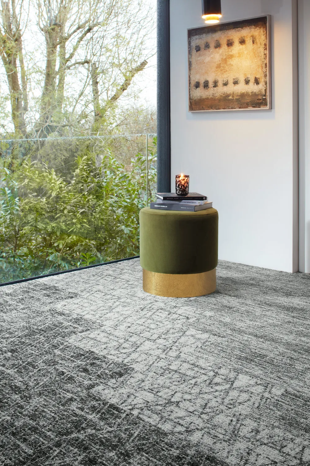 Modern Movement — Simple Lines carpet tile