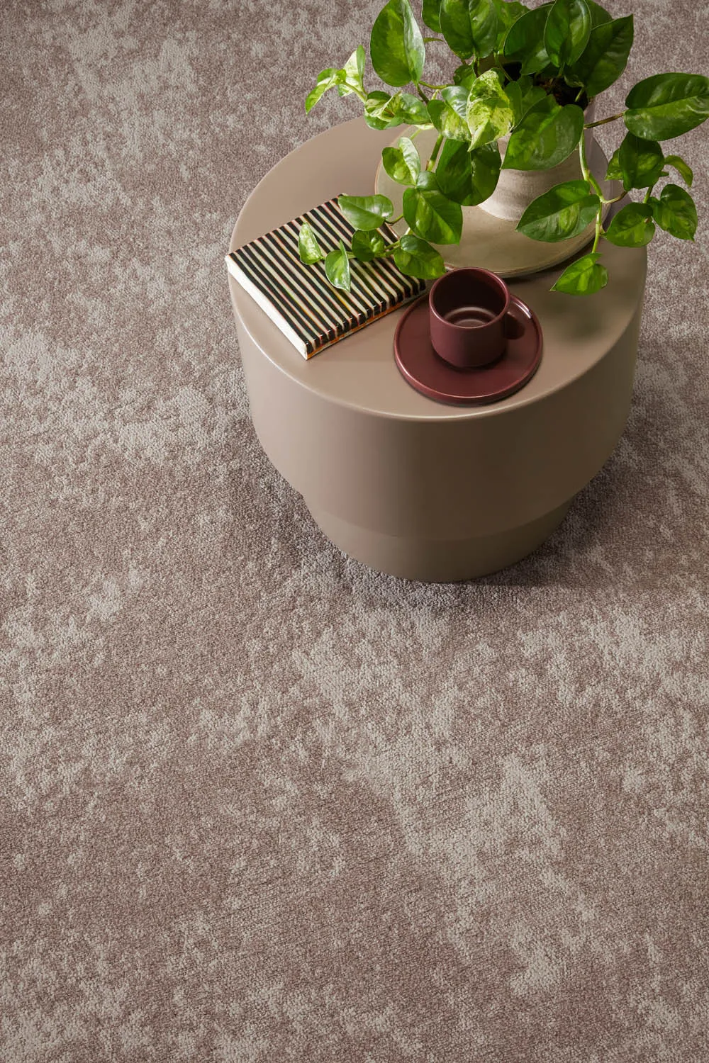 Northward Bound 2.0 — Snow carpet tile
