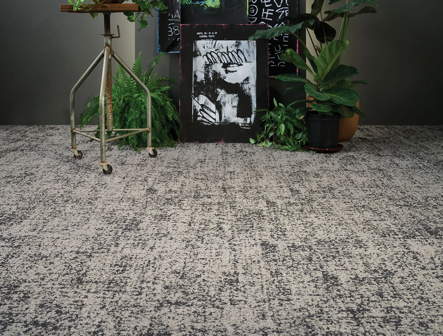 Open Studio — Primer carpet tile