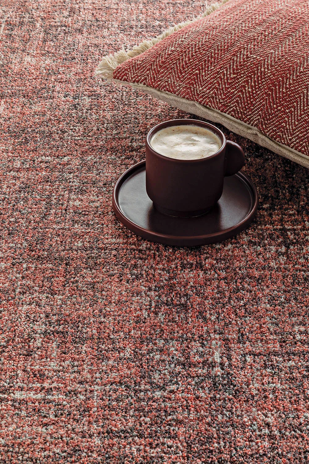 Quiet Statement — Maroc carpet tile
