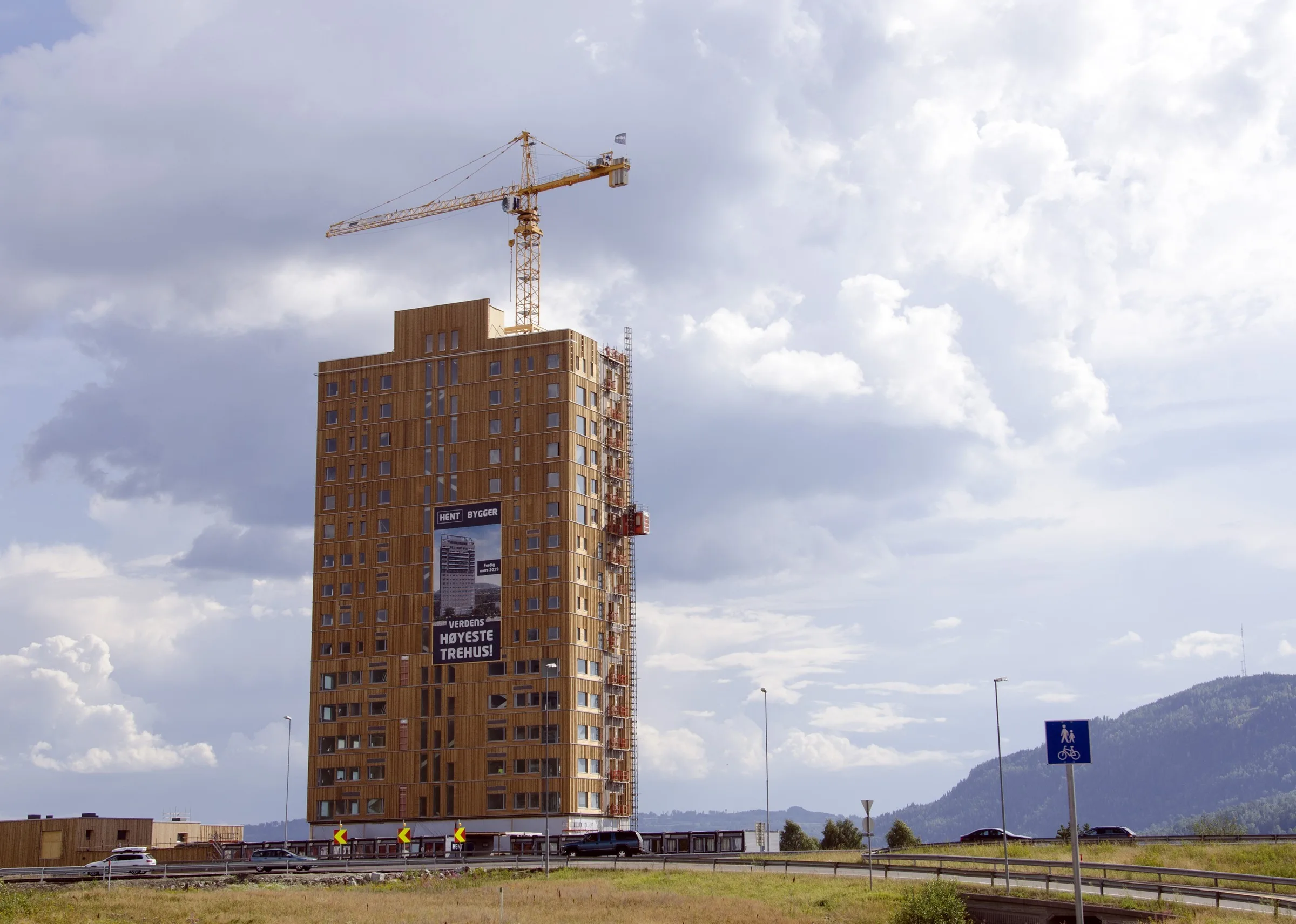 Wood Hotel (башня Mjøstårnet) — 3