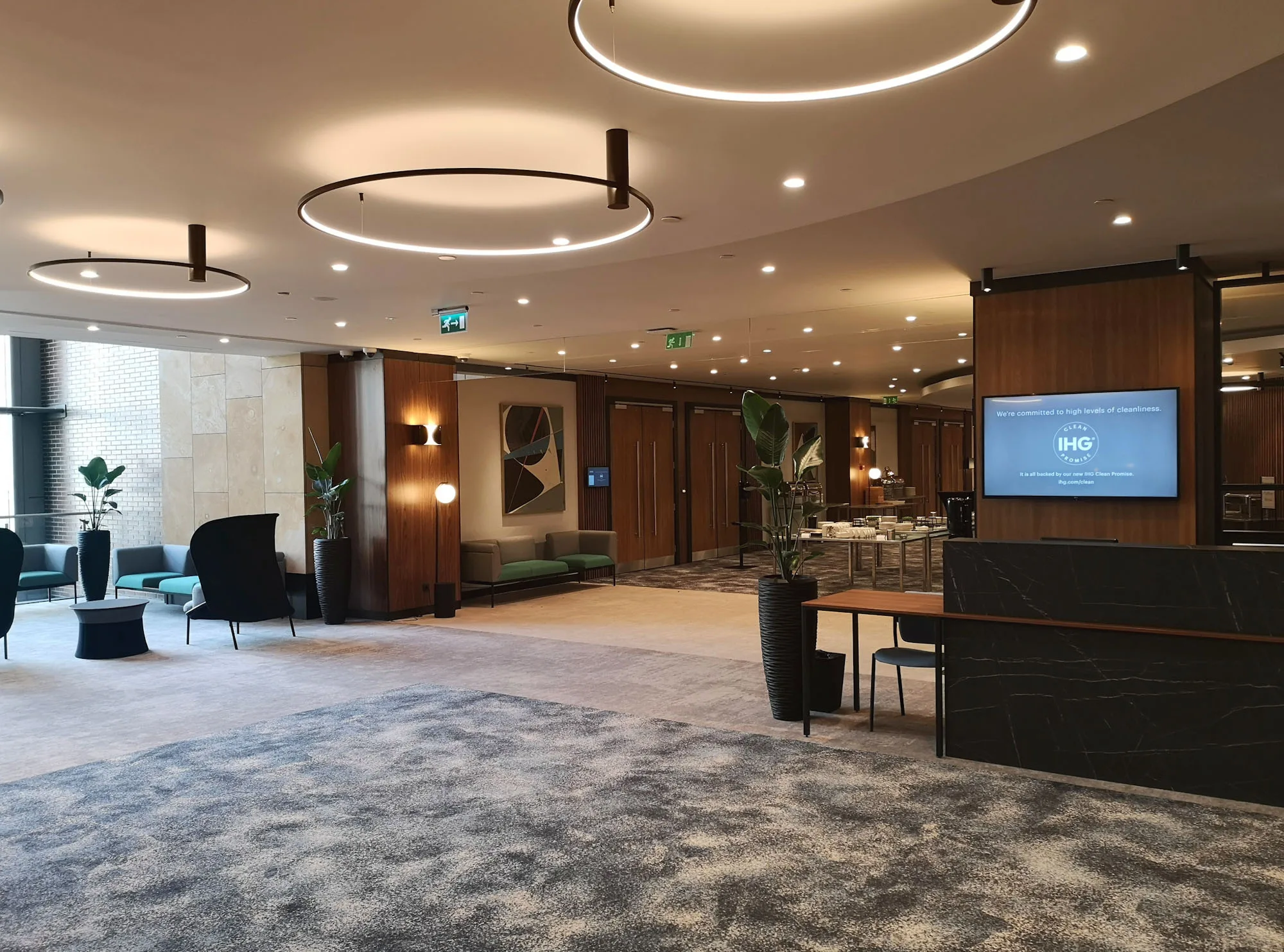 Crowne Plaza Budapest — 3