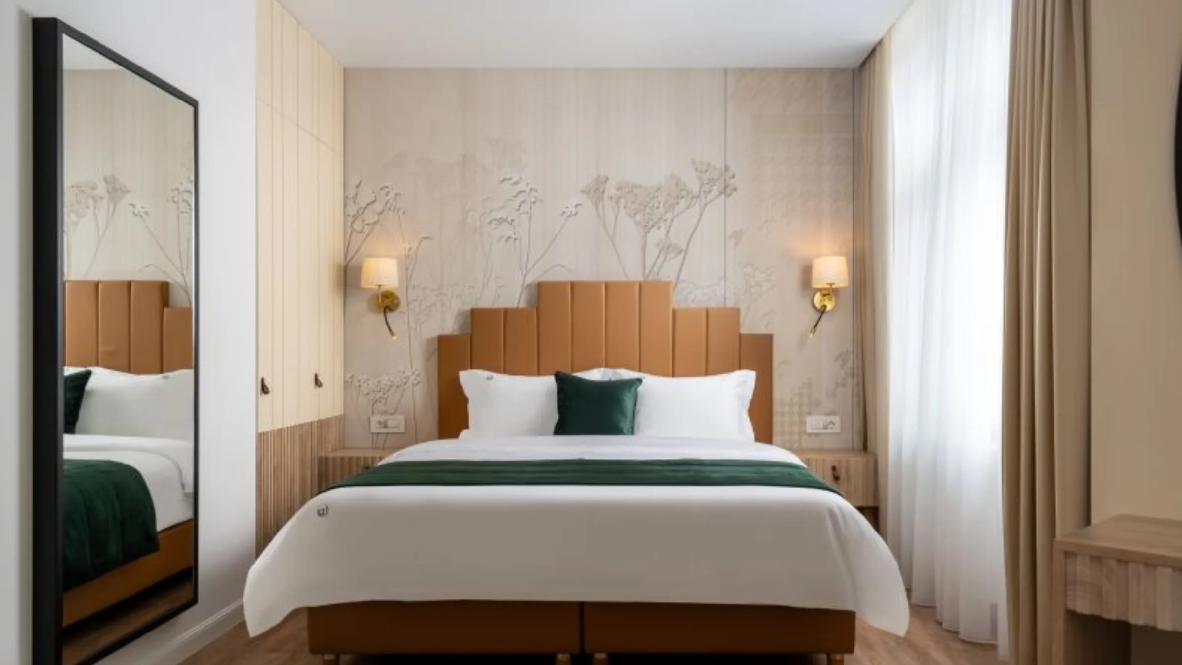 Hotel Epica — 4
