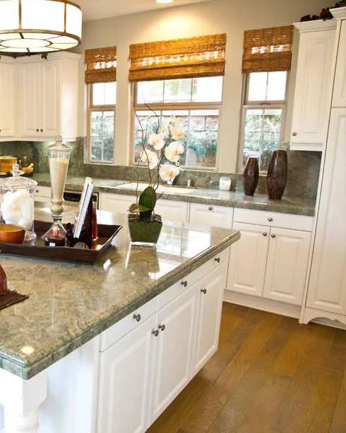 Granite Costa Esmeralda